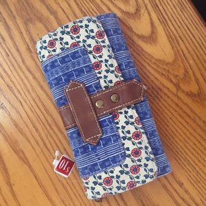 💛 BUNDLE 💛 “Icing” wallet and credit card holder